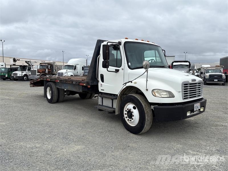 Freightliner M2 106 4x2 Rollback Truck Pagalbos kelyje automobiliai