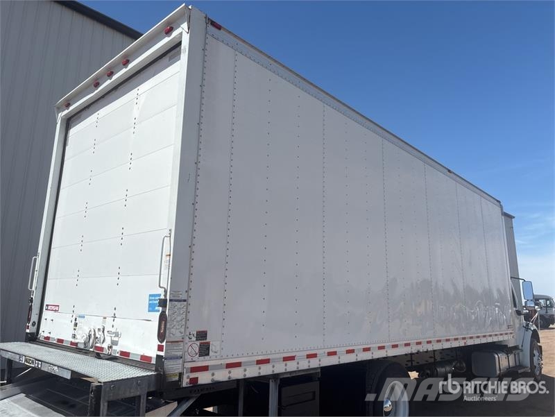 Freightliner M2 106 4x2 Van Truck Sunkvežimiai su dengtu kėbulu