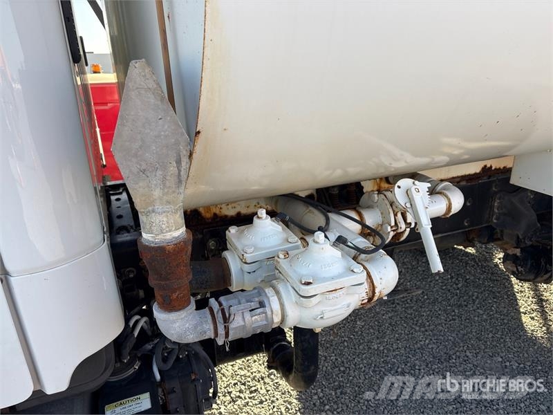 Freightliner M2 106 4x2 Water Truck Поливальні машини