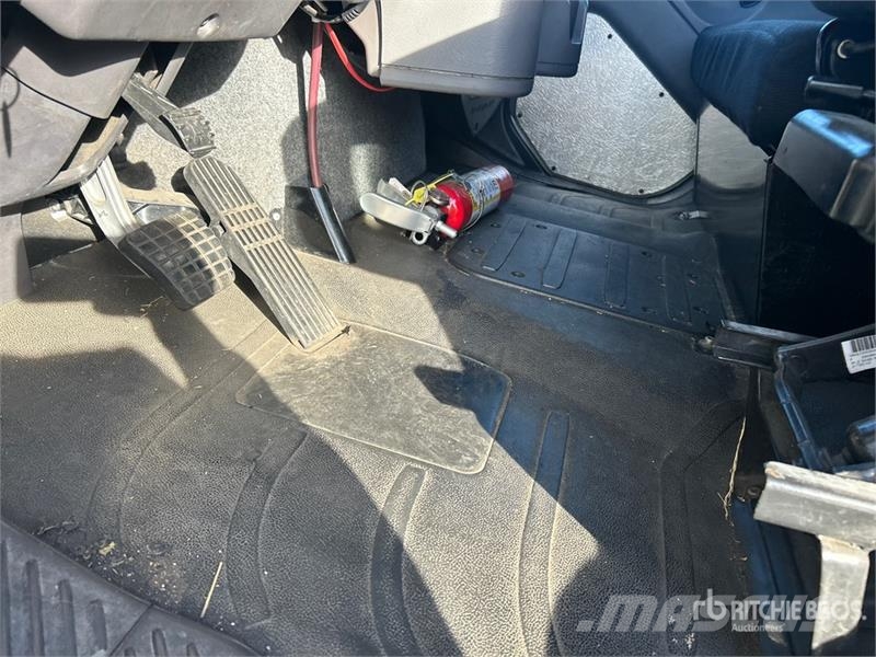 Freightliner M2 106 4x2 Van Truck Furgons