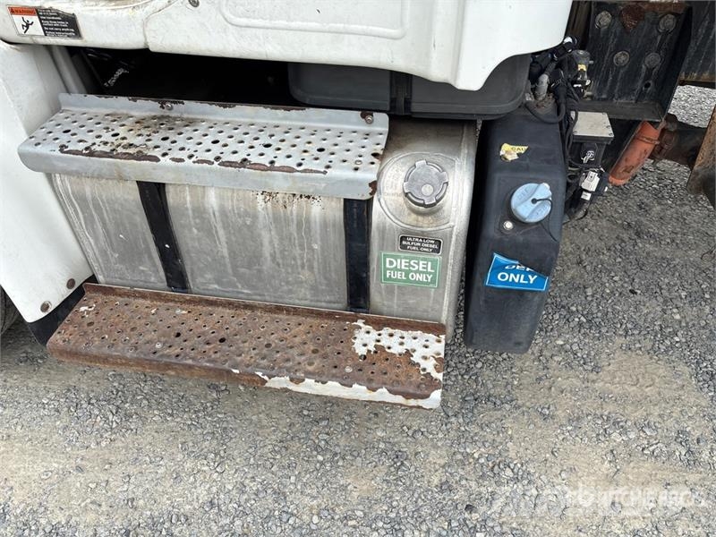 Freightliner M2 106 4x2 Water Truck Wassertanker