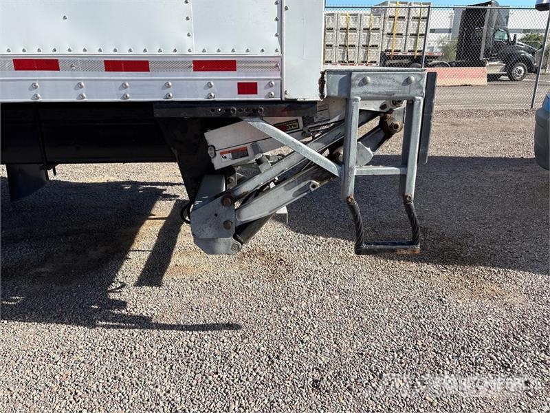 Freightliner M2 106 4x2 Van Van Truck Camion cassonati