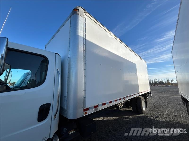 Freightliner M2 106 4x2 Van Truck Furgons