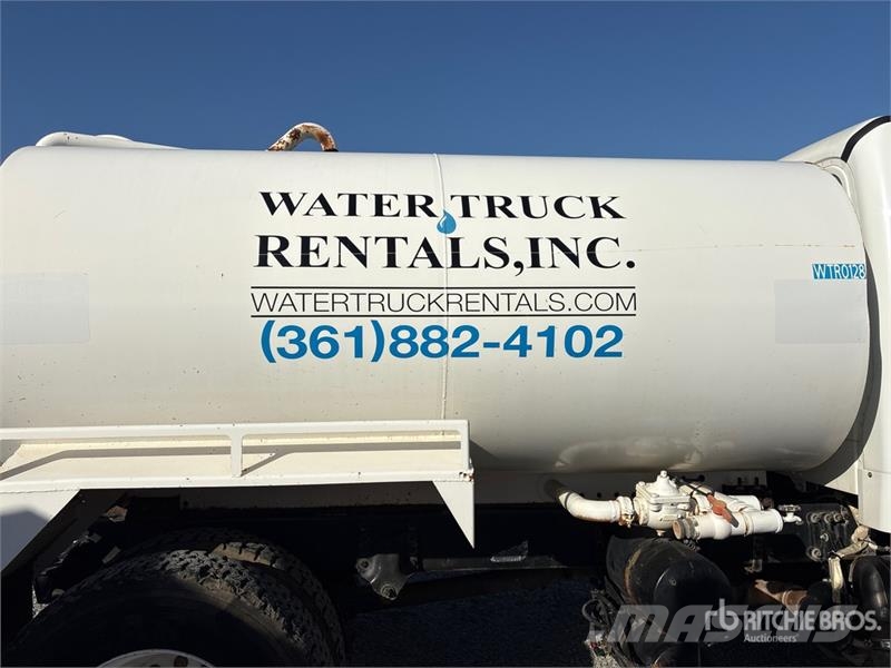 Freightliner M2 106 4x2 Water Truck Поливальні машини