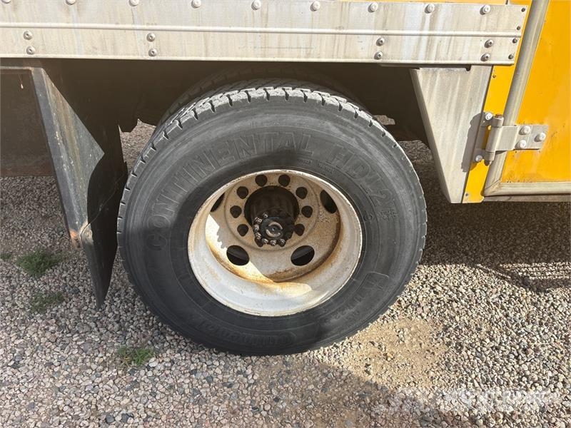 Freightliner M2 106 4x2 Service Truck Veicoli municipali