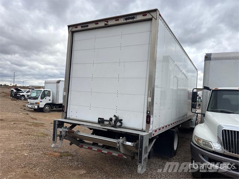 Freightliner M2 106 4x2 Van Truck (Inoperable) ボックスボディー、ウイング、箱車