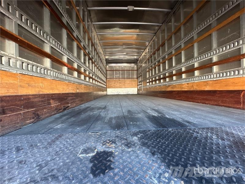 Freightliner M2 106 4x2 Moving Van Truck Camiões de caixa fechada