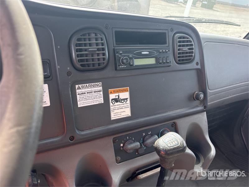 Freightliner M2 106 4x2 Water Truck Cisterny na vodu
