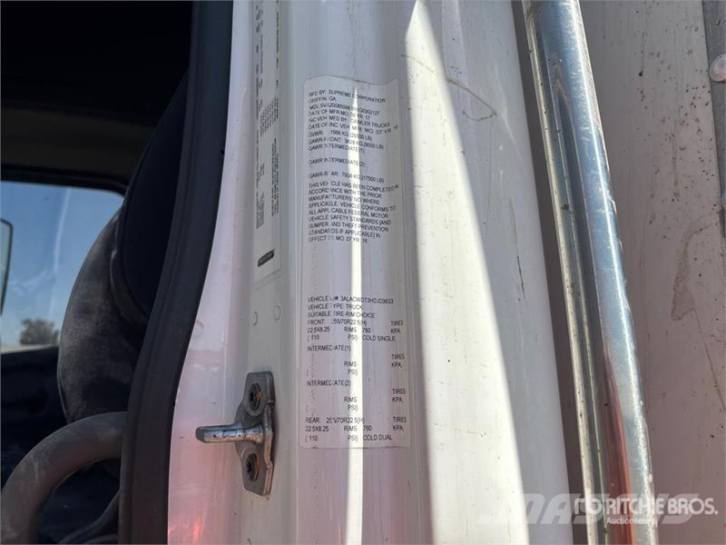 Freightliner M2 106 4x2 Van Truck Furgons