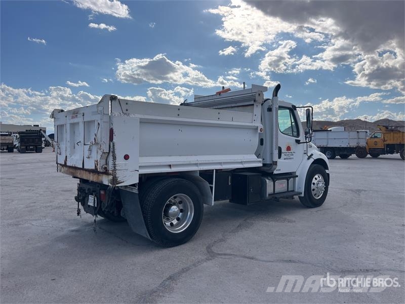 Freightliner M2 106 4x2 S/A Dump Truck Самосвал