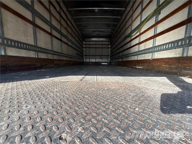 Freightliner M2 106 4x2 Van Truck Furgons