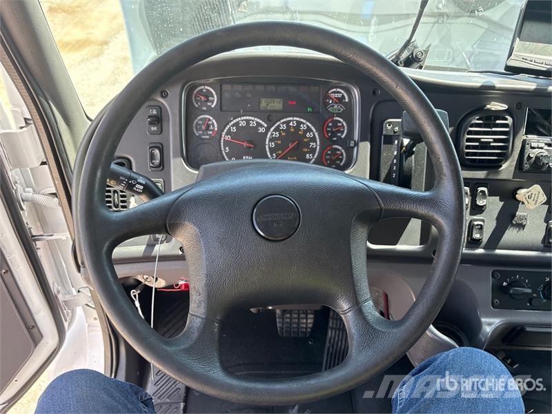 Freightliner M2 106 4x2 S/A Dump Truck Tipper trucks