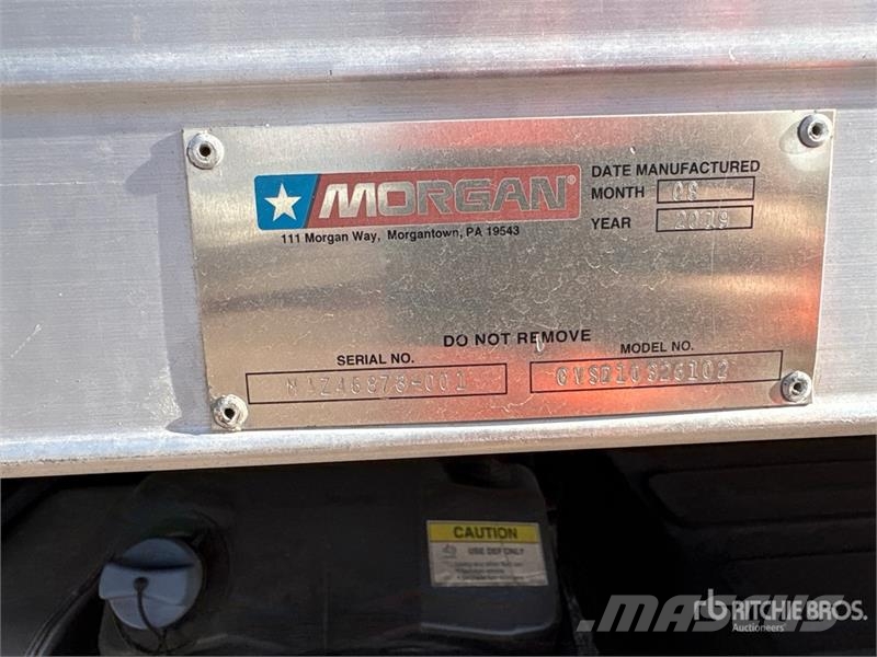 Freightliner M2 106 4x2 Van Van Truck Camion cassonati