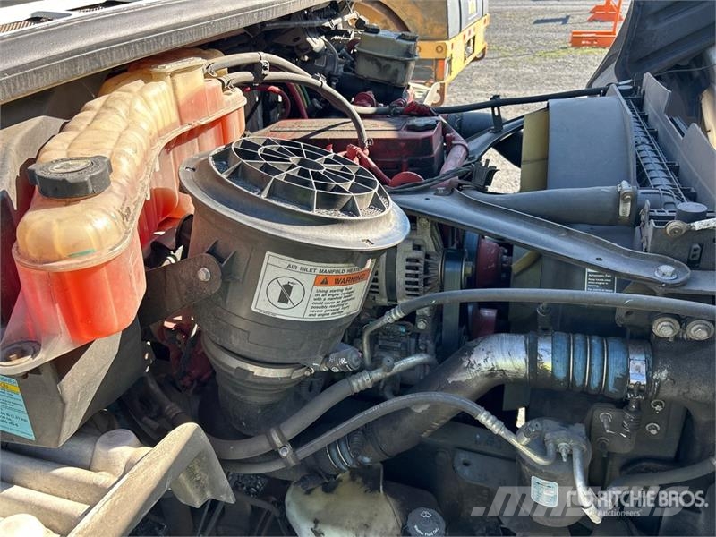 Freightliner M2 106 4x2 Mobile Shredding Truck Drugi tovornjaki