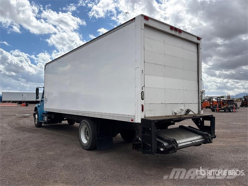 Freightliner M2 106 4x2 Van Truck Autocamioane