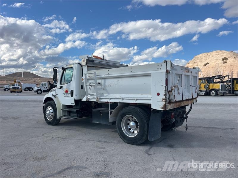 Freightliner M2 106 4x2 S/A Dump Truck Самосвал