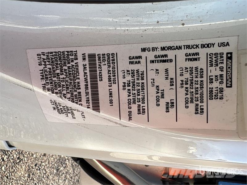 Freightliner M2 106 4x2 Van Van Truck Camion cassonati