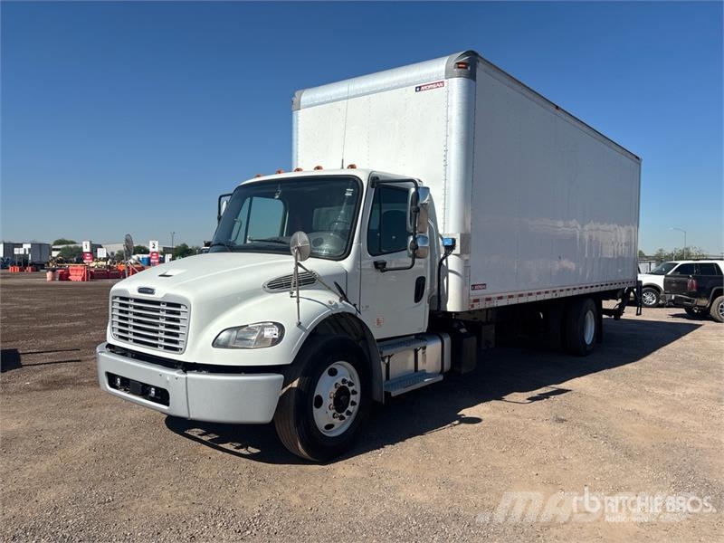 Freightliner M2 106 4x2 Van Truck شاحنات ذات هيكل صندوقي