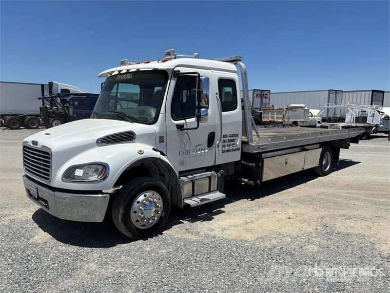 Freightliner M2 106 4x2 Extended Cab Rollback Truck Recovery vehicles