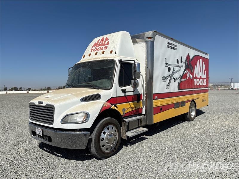Freightliner M2 106 4x2 Van Truck Furgons