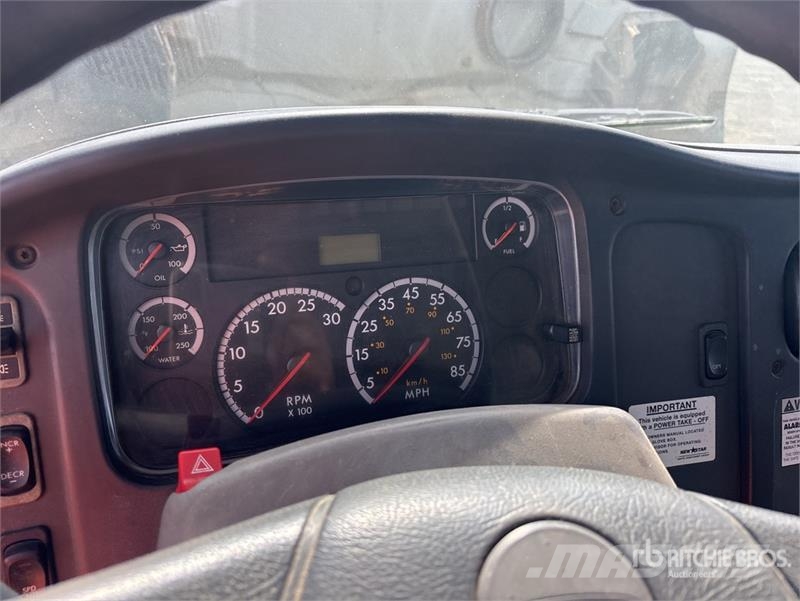 Freightliner M2 106 4x2 Water Truck Cisterny na vodu