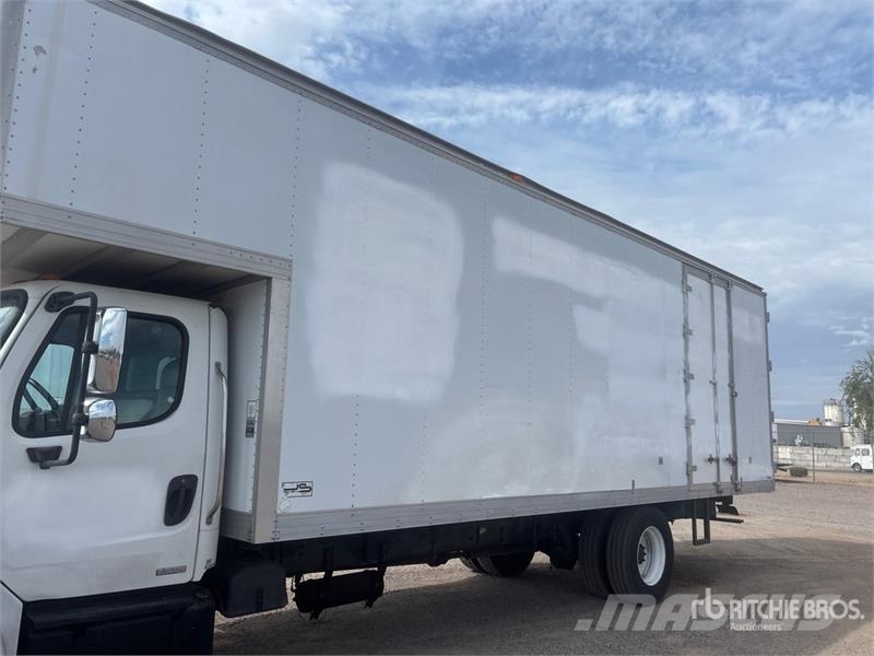 Freightliner M2 106 4x2 Moving Van Truck Tovornjaki zabojniki