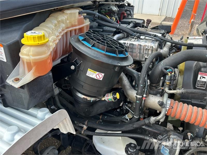 Freightliner M2 106 4x2 Van Truck Camiones caja cerrada