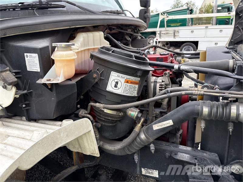 Freightliner M2 106 4x2 Rollback Truck Pagalbos kelyje automobiliai