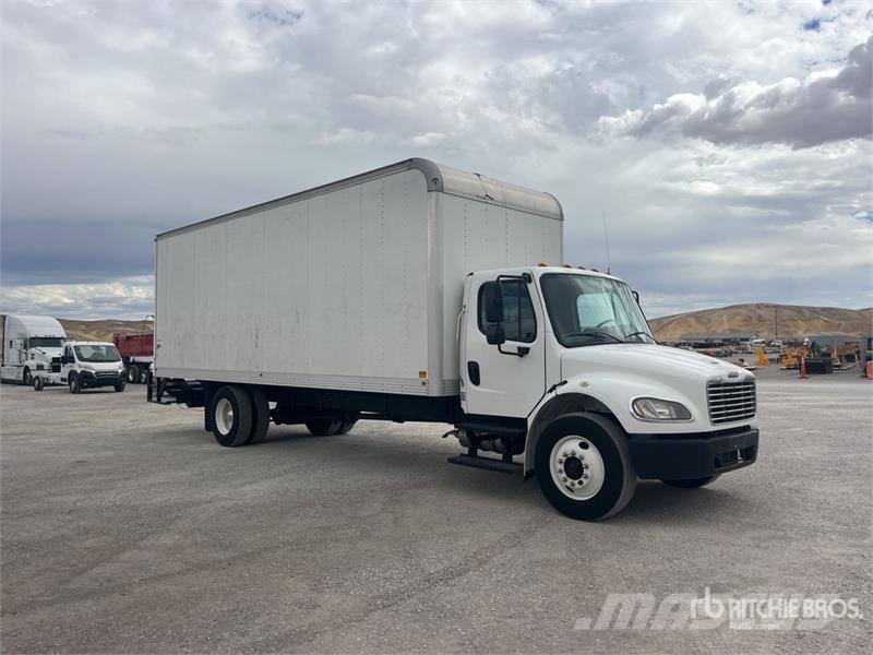 Freightliner M2 106 4x2 Moving Van Truck Umpikorikuorma-autot