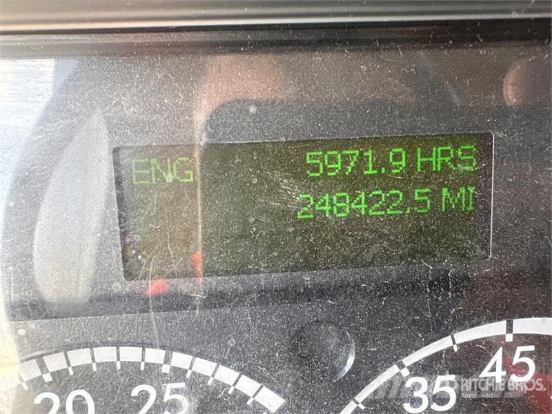 Freightliner M2 106 4x2 Van Van Truck Camion cassonati