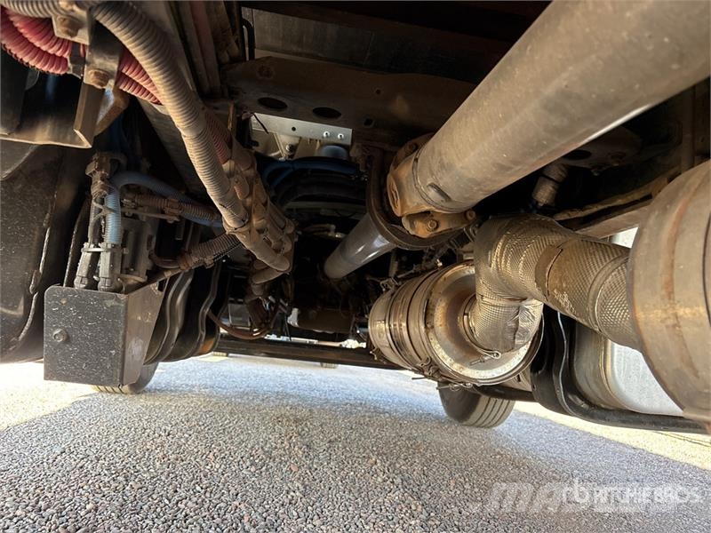 Freightliner M2 106 4x2 Van Van Truck Camion cassonati