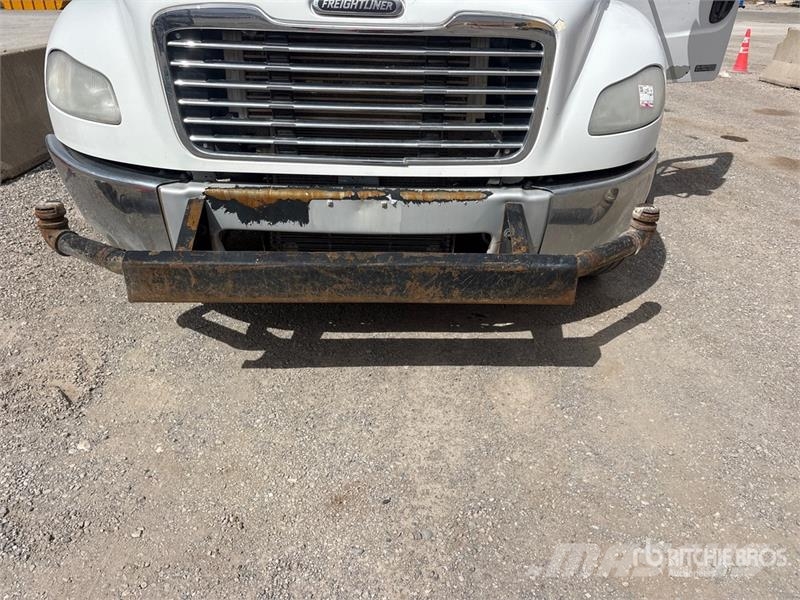 Freightliner M2 106 4x2 Water Truck Wassertanker