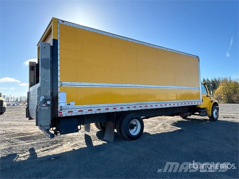 Freightliner M2 106 4x2 Van Truck Camiões de caixa fechada
