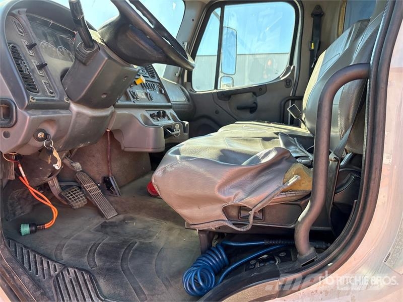 Freightliner M2 106 4x2 Service Truck Onderhoud voertuigen