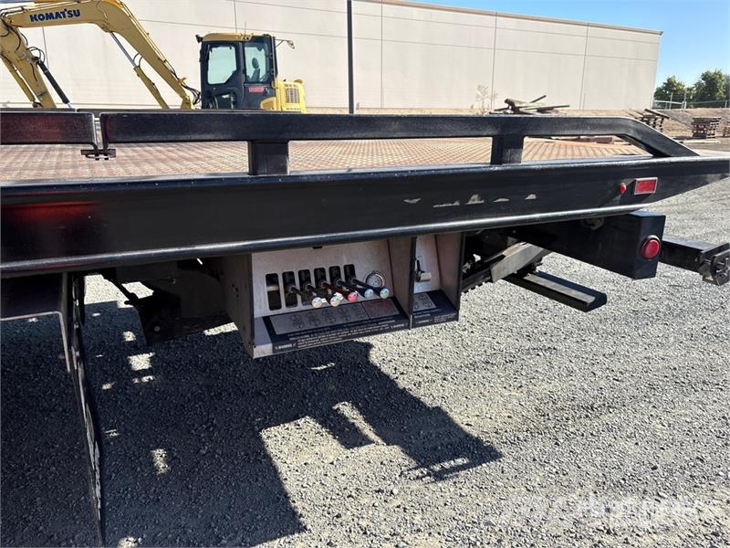 Freightliner M2 106 4x2 Rollback Truck Hinausautot