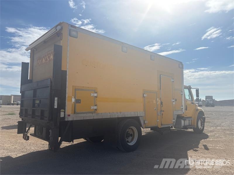 Freightliner M2 106 4x2 Service Truck Veicoli municipali