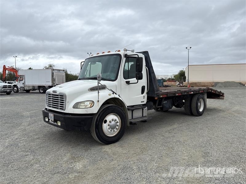Freightliner M2 106 4x2 Rollback Truck Pagalbos kelyje automobiliai