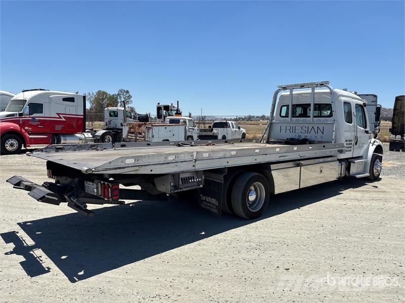 Freightliner M2 106 4x2 Extended Cab Rollback Truck Recovery vehicles
