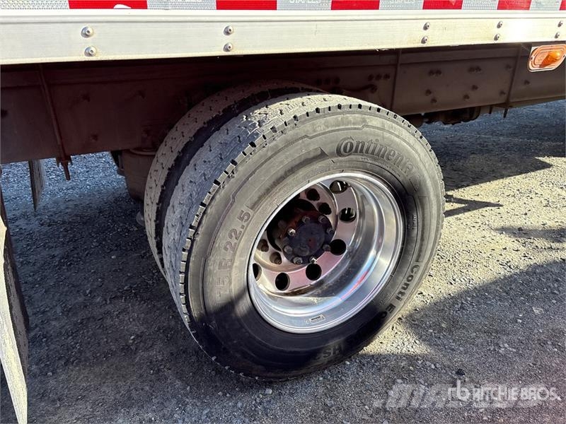 Freightliner M2 106 4x2 Van Truck Sanduk kamioni