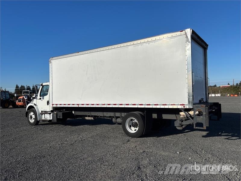 Freightliner M2 106 4x2 Van Truck Furgons