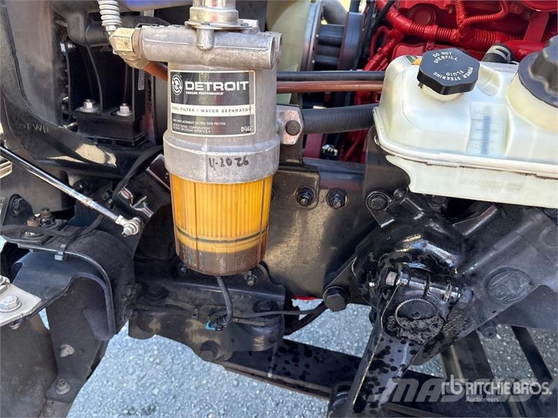 Freightliner M2 106 4x2 Rollback Truck Hinausautot