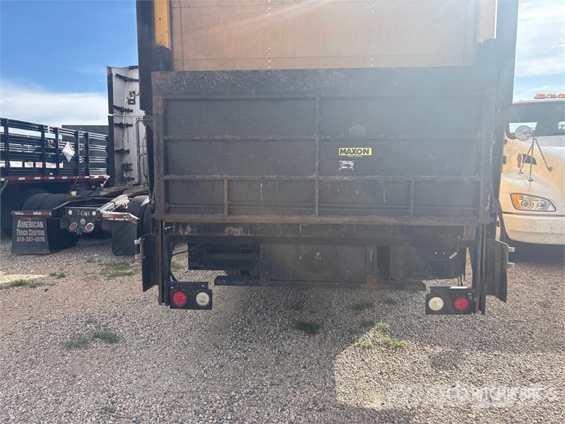 Freightliner M2 106 4x2 Service Truck Veicoli municipali