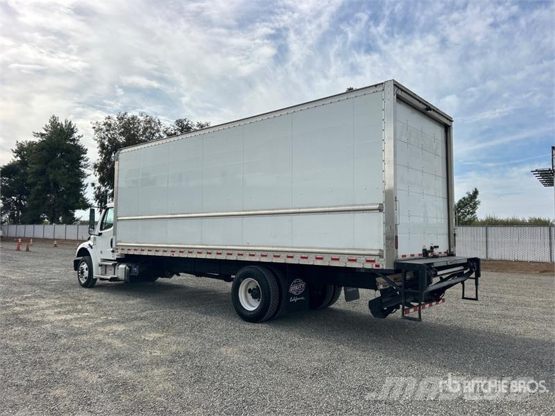 Freightliner M2 106 4x2 Van Truck 貨箱式卡車