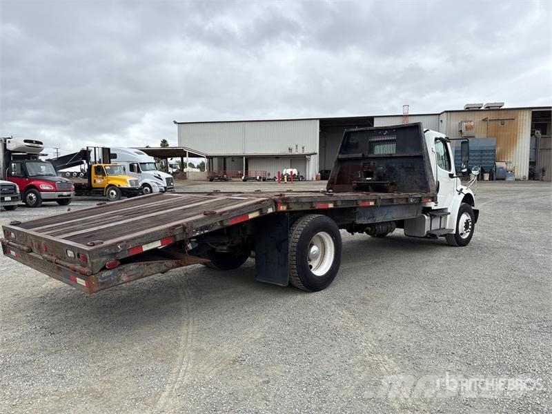 Freightliner M2 106 4x2 Rollback Truck Pagalbos kelyje automobiliai