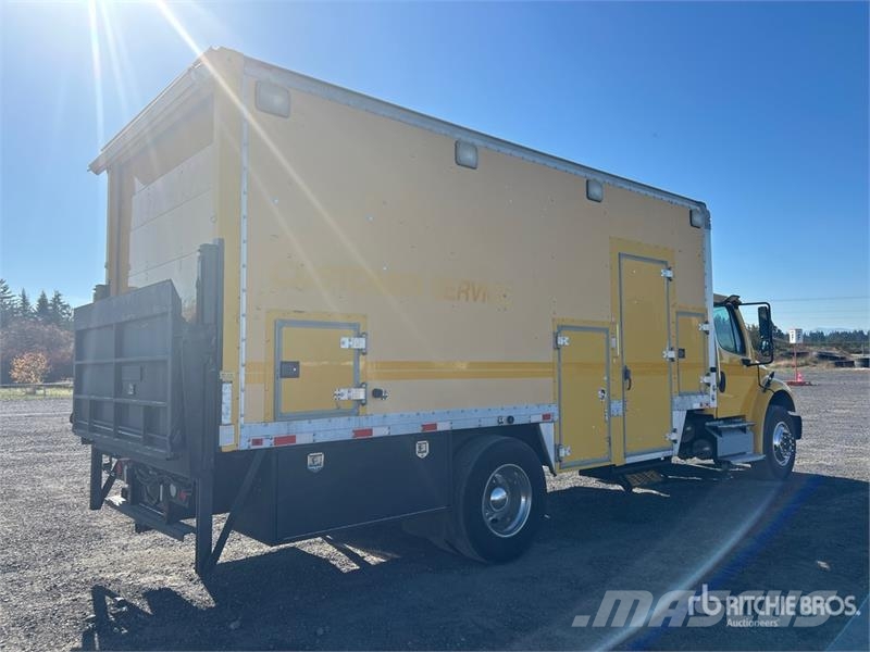 Freightliner M2 106 4x2 Van Truck Box body trucks