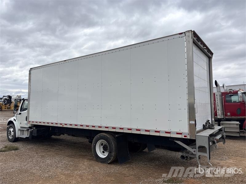 Freightliner M2 106 4x2 Van Truck (Inoperable) ボックスボディー、ウイング、箱車