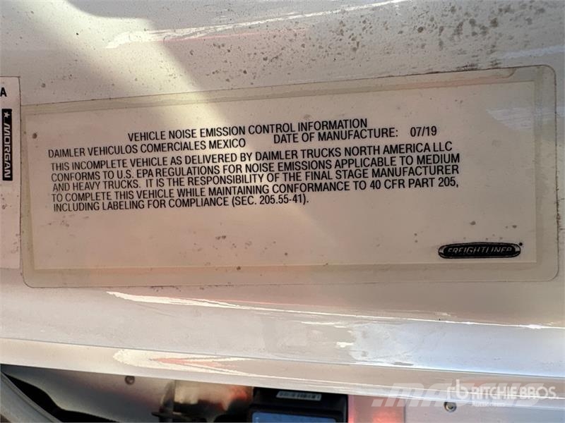 Freightliner M2 106 4x2 Van Van Truck Camion cassonati