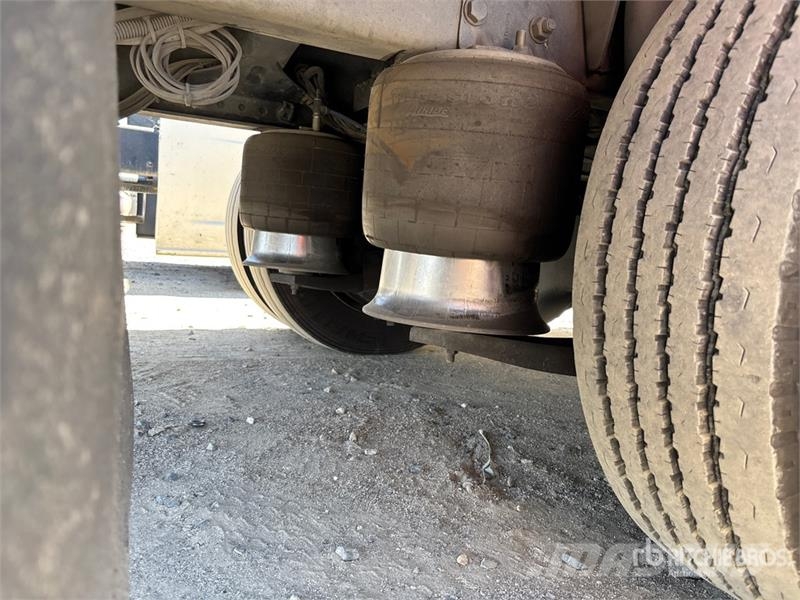 Freightliner M2 106 4x2 Extended Cab Rollback Truck Recovery vehicles