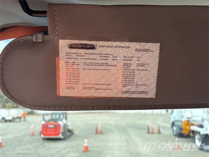 Freightliner M2 106 4x2 Van Truck Camiones caja cerrada