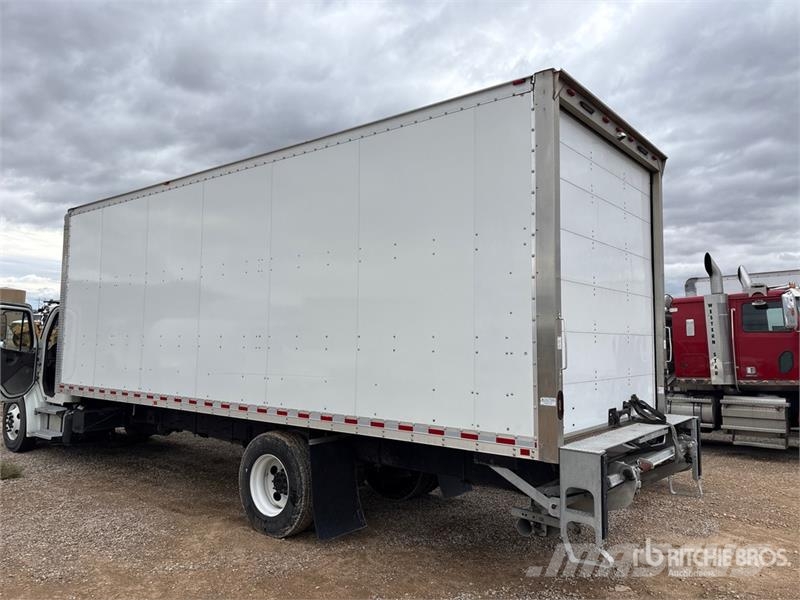 Freightliner M2 106 4x2 Van Truck (Inoperable) ボックスボディー、ウイング、箱車